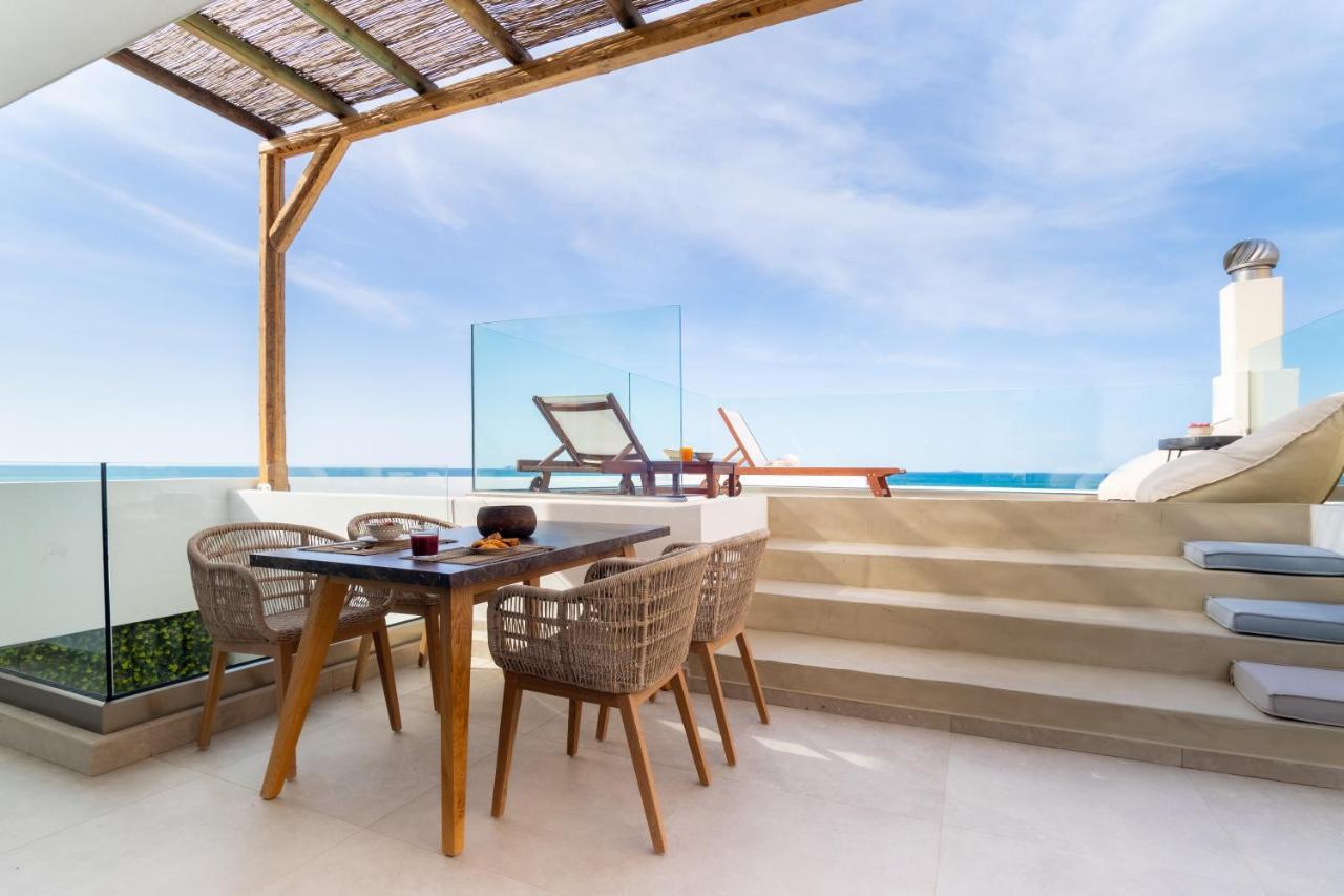 Wave, An Idyllic Seafront Suite By Nirousuites Kokkini Hani Exteriér fotografie