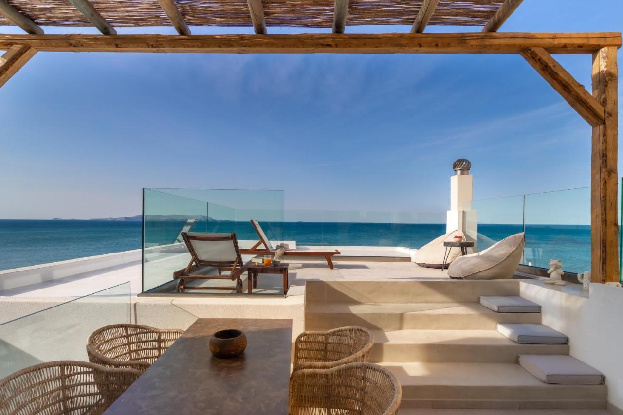 Wave, An Idyllic Seafront Suite By Nirousuites Kokkini Hani Exteriér fotografie