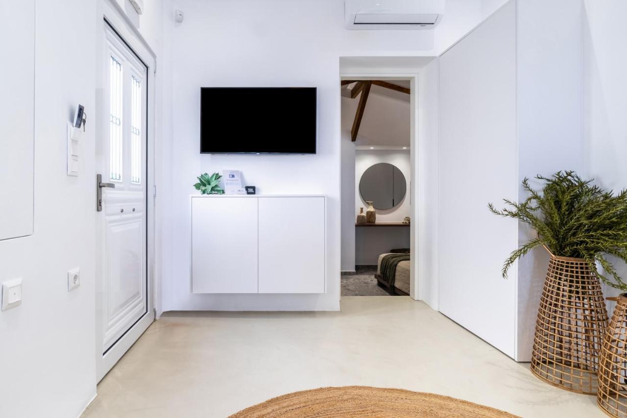 Wave, An Idyllic Seafront Suite By Nirousuites Kokkini Hani Exteriér fotografie